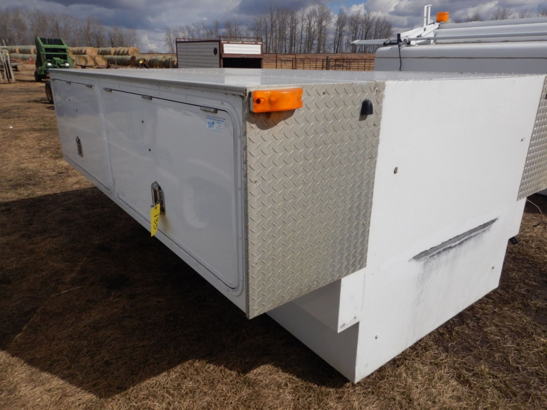 WESTERN TRUCK BODY 8FT SERVICE BODY W/ EXTERIOR TOOL BOXES AND TRUCK BED CARGO SLIDE - Image 2 of 11