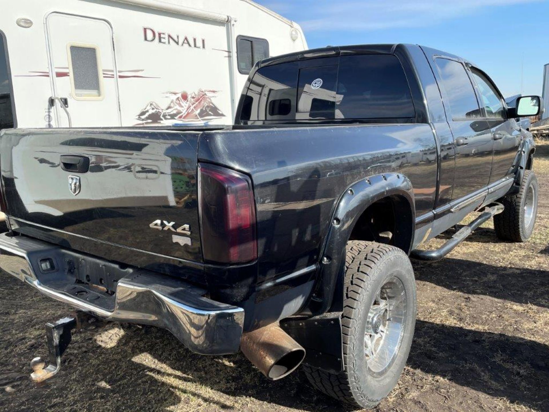 2008 DODGE RAM 2500 CUMMINS 6.7L TURBO DEISEL MEGA CAB, NEW FRONT END, RECENT TRANSMISSION - Image 5 of 14