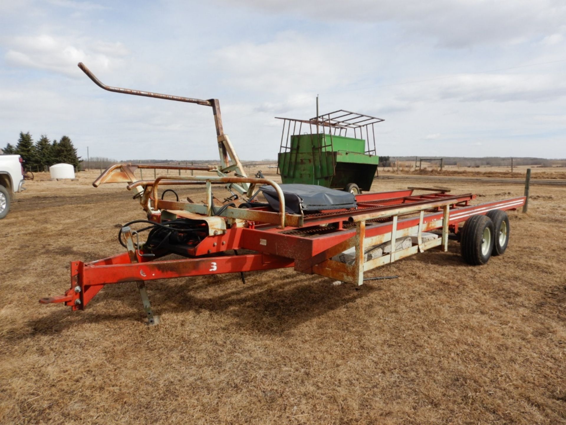 MORRIS HAY HIKER 881 8-ROUND BALE PICKER TRAILER W/HYD. ARM S/N 1874