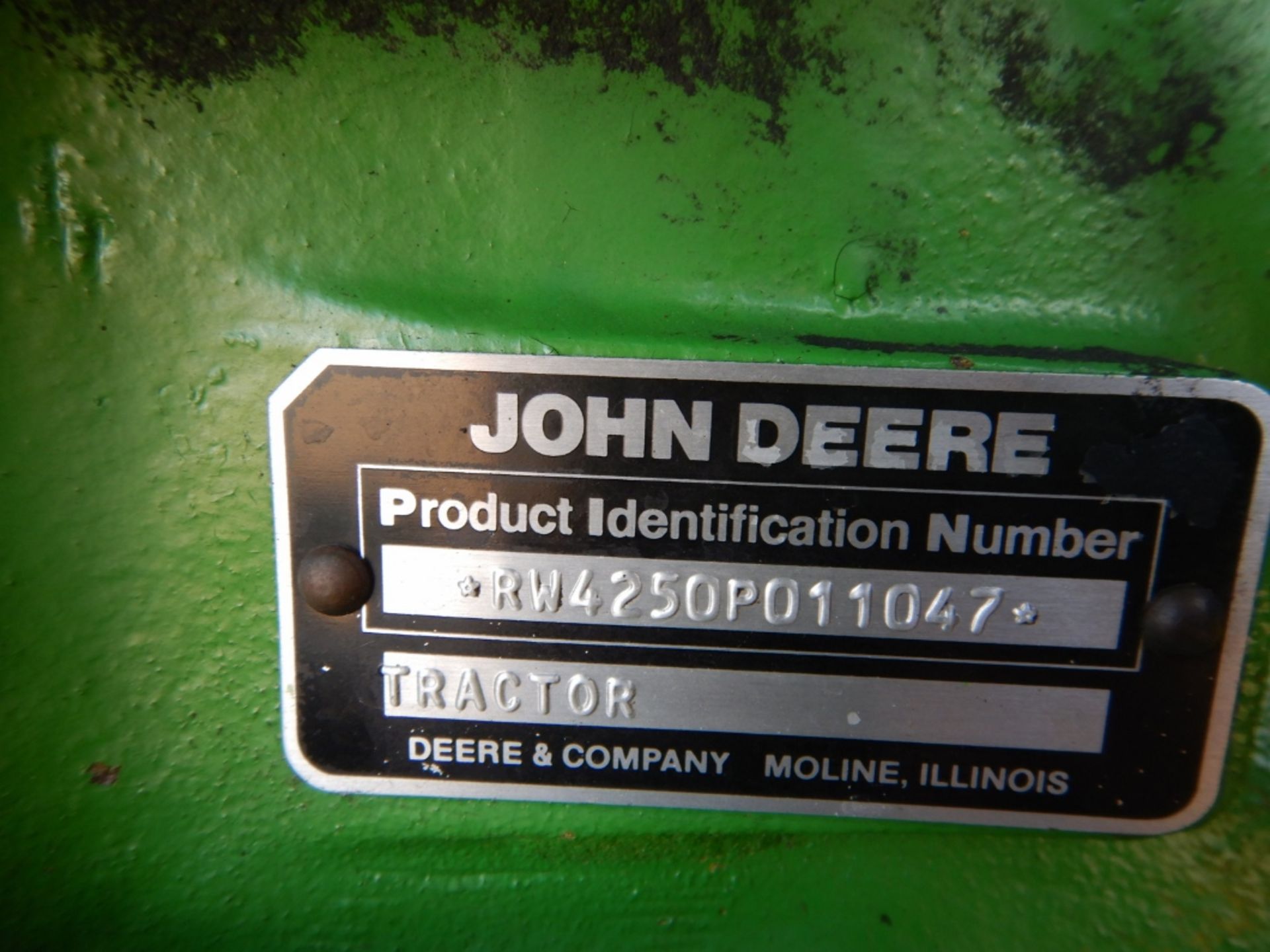 JOHN DEERE 4250 FRONT WHEEL ASSIST TRACTOR W/ JOHN DEERE 265 FRONT END LOADER & GRAPPLE W/ 20.8X38 - Image 6 of 14