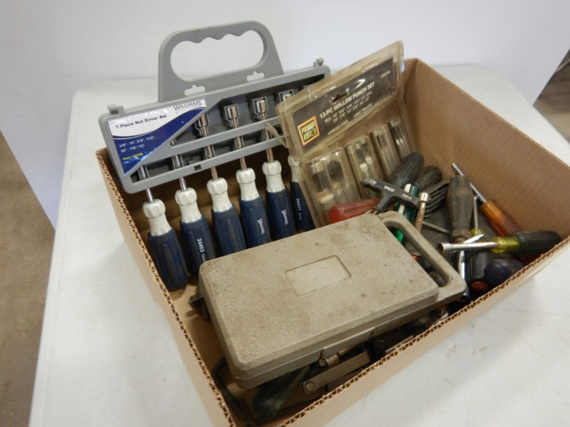 ASSORTED HEX NUT DRIVERS, HEX KEY WRENCHES, HOLLOW PUNCH SET, ETC. - Image 3 of 4