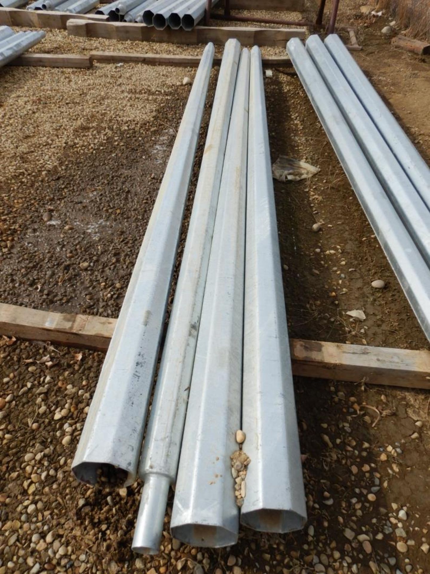 L/O 4 - GALV. STEEL LIGHT POLE EXTENSIONS - 13 FT