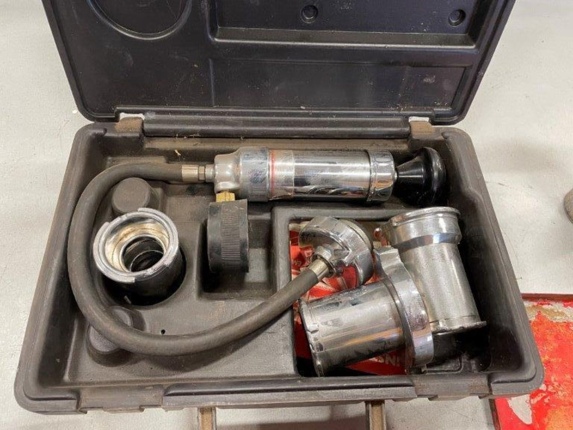 FLARING TOOL SET, GATES COOLING SYSTEM PRESSURE TESTER, SNAP-ON BUSHING DRIVER SET, DIGITAL VERNER - Image 6 of 7