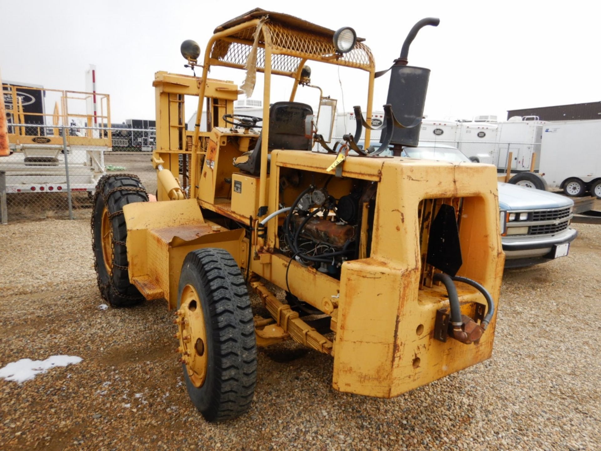 CARE EQUIPMENT 5000LB FORKLIFT S/N 379-T50-51, 13X24R & 9.00-20 RUBBER W/CANOPY, TIRE CHAINS, FORD - Image 2 of 10