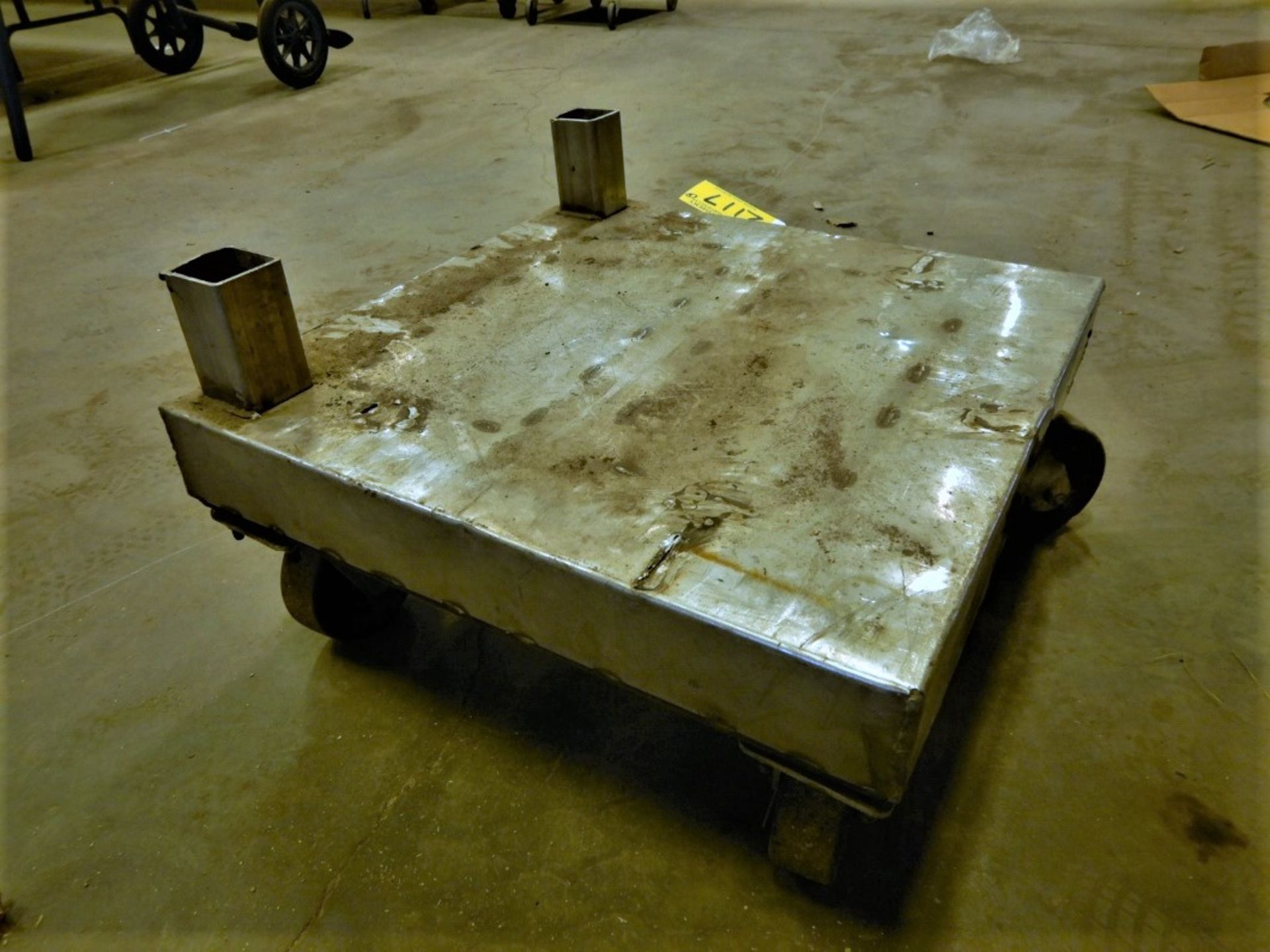 ALUMINUM ROLLING CART BASE 24IN X 24IN - Image 2 of 2