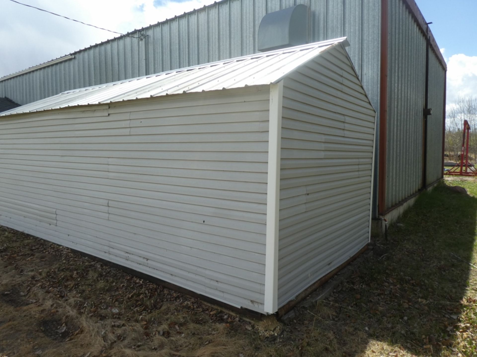 9FT W X 19FT L STEEL FRAMED SKIDDED SHED - Image 2 of 7