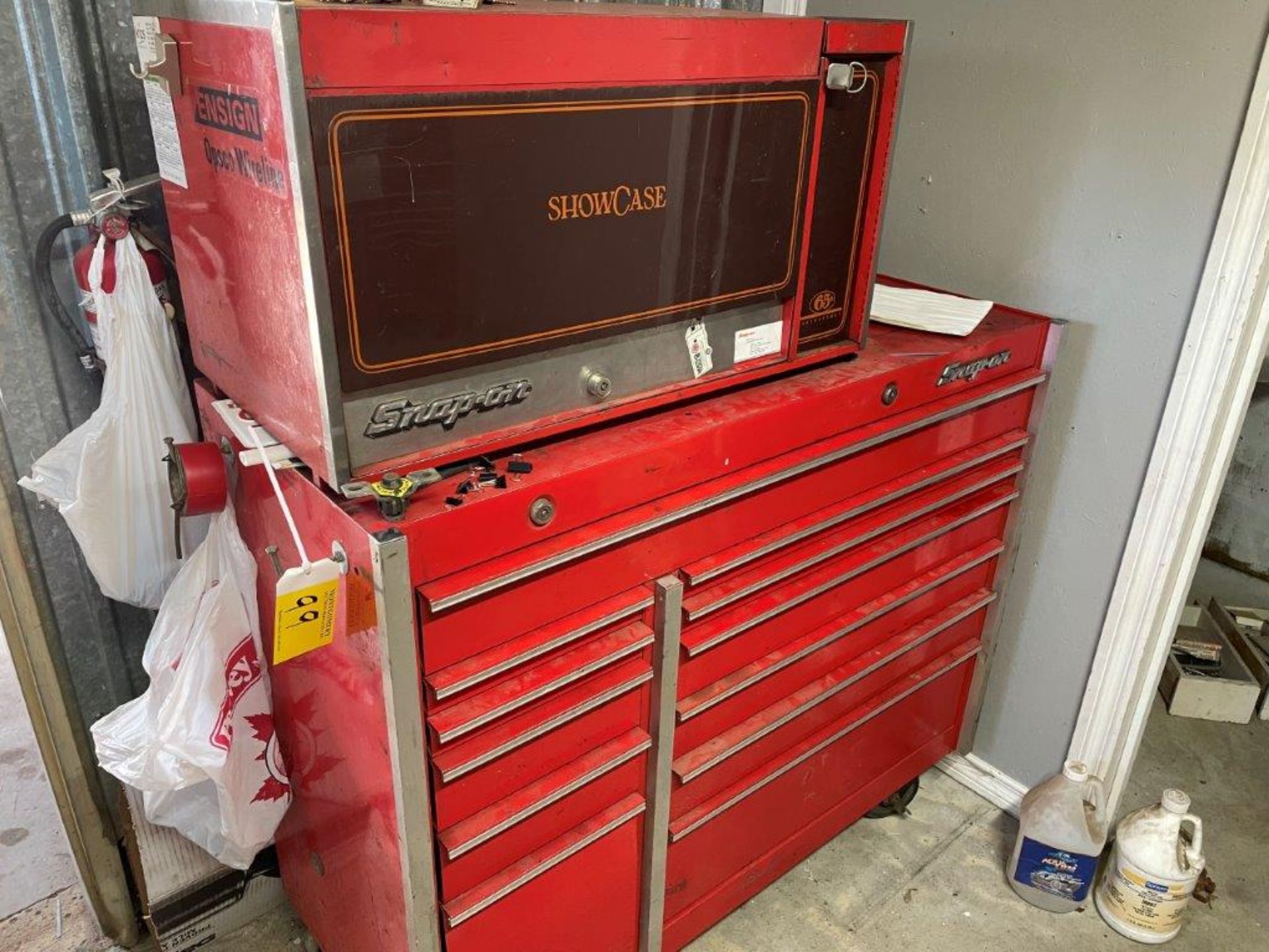 SNAP-ON 12-DRAWER TOOLBOX WITH UPPER SHOWCASE UNIT - Image 2 of 2