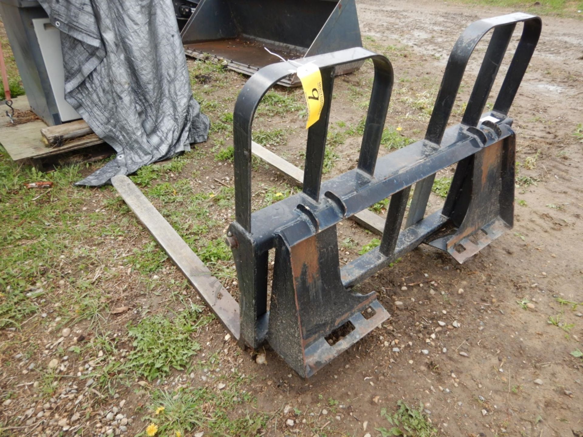 48INCH PALLET FORK W/ WALK-THRU FOR SKID STEER