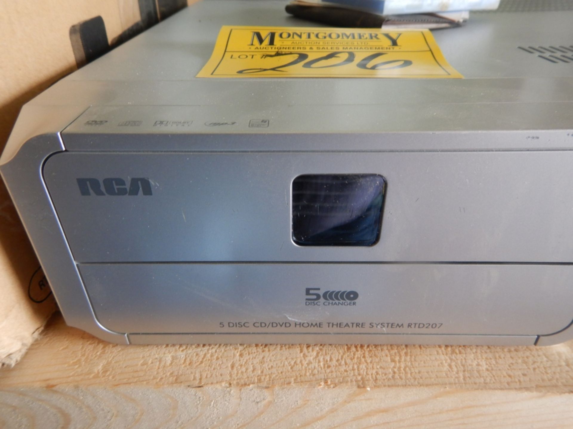 RCA COMPACT DISC PLAYER C/W SPEAKER SYSTEM - Image 2 of 3