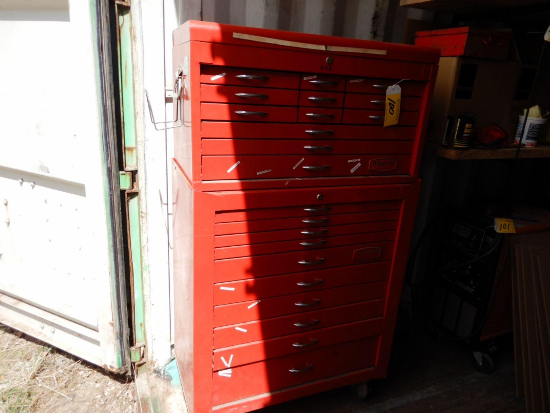 PROTO 22 DRAWER TOOL CABINET ON CASTORS - TOP AND BOTTOM CABINETS - Image 2 of 3