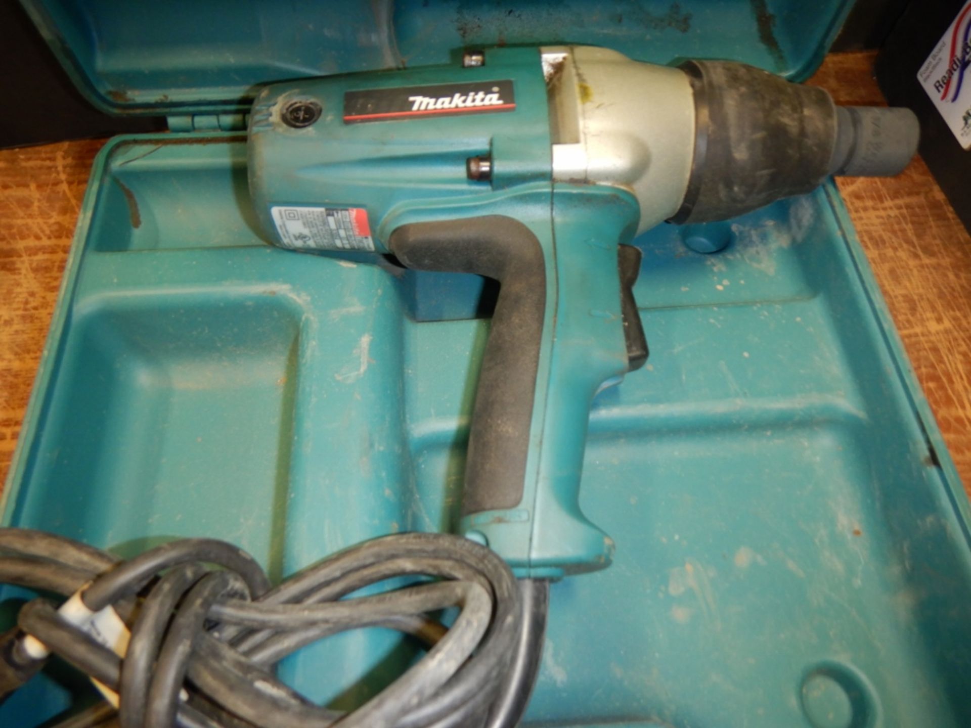 MAKITA 1/2IN CORDED IMPACT DRILL - Image 2 of 3