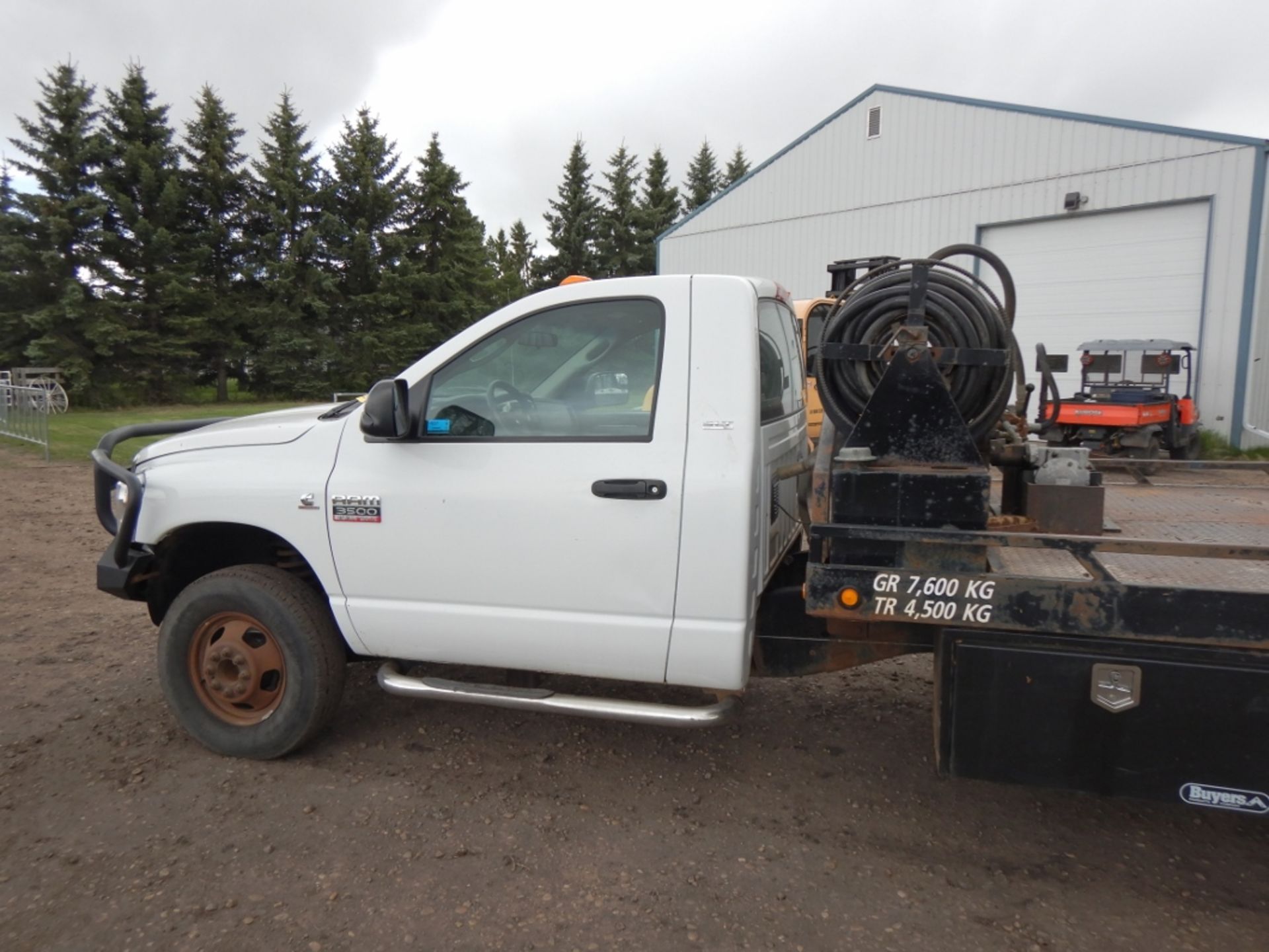 2007 DODGE RAM 3500 HD 4WD TRUCK, W/ PTO, HYDRAULICS, DECK WINCH, DUALLY, 6.7L CUMMINS TURBO DIESEL - Image 8 of 19