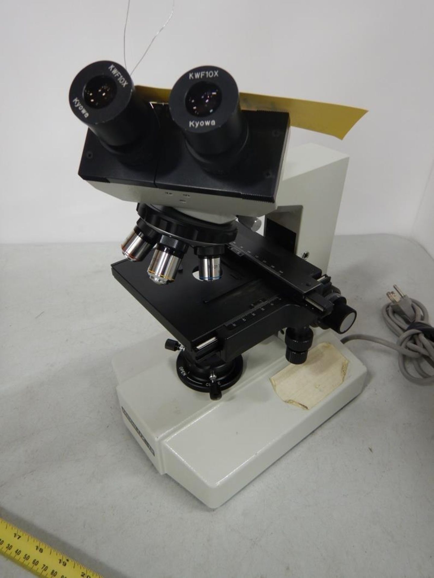 MEDILUX-12 MICROSCOPE - Image 3 of 3