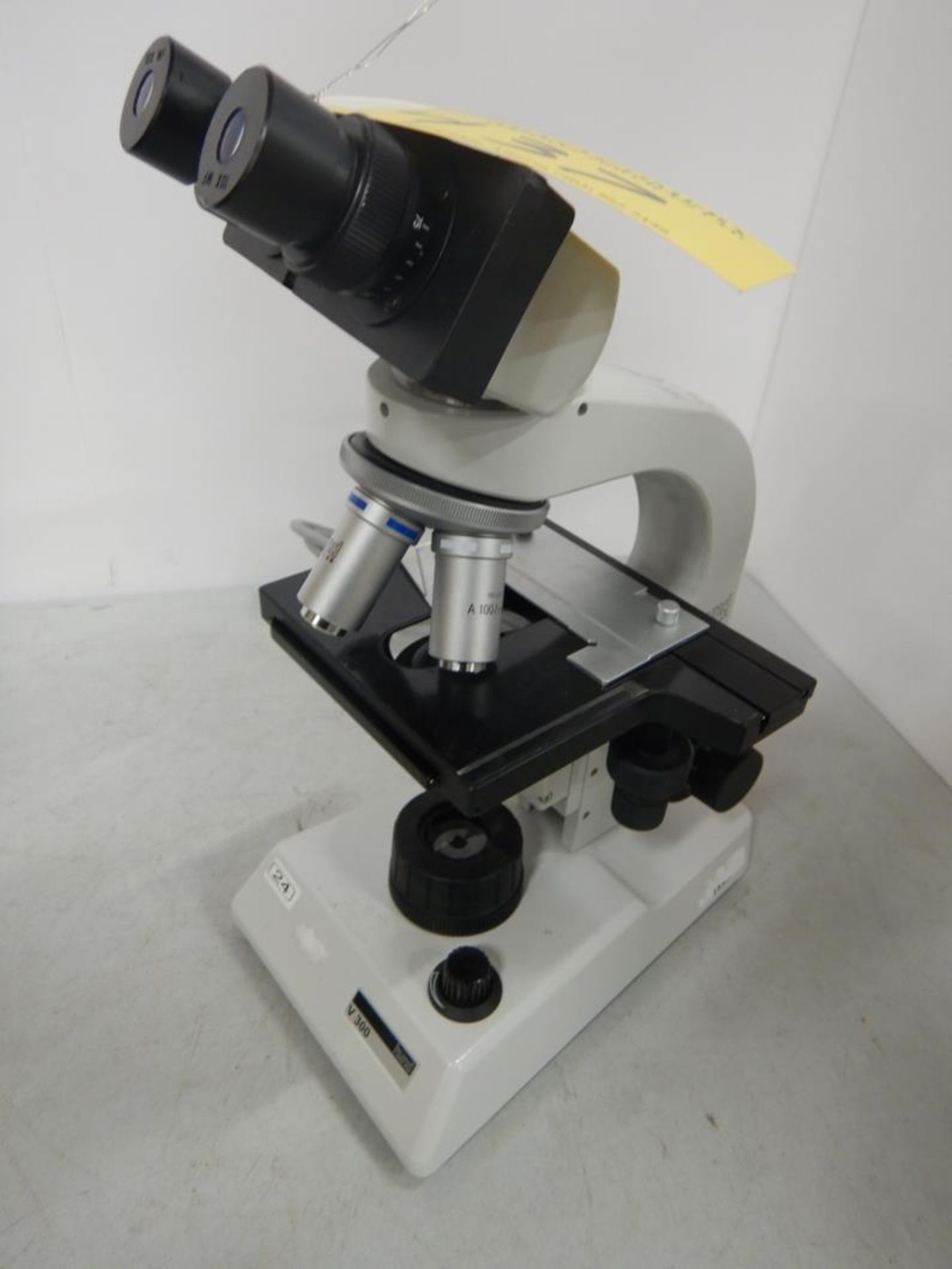 HUND V-300 MICROSCOPE - Image 2 of 2