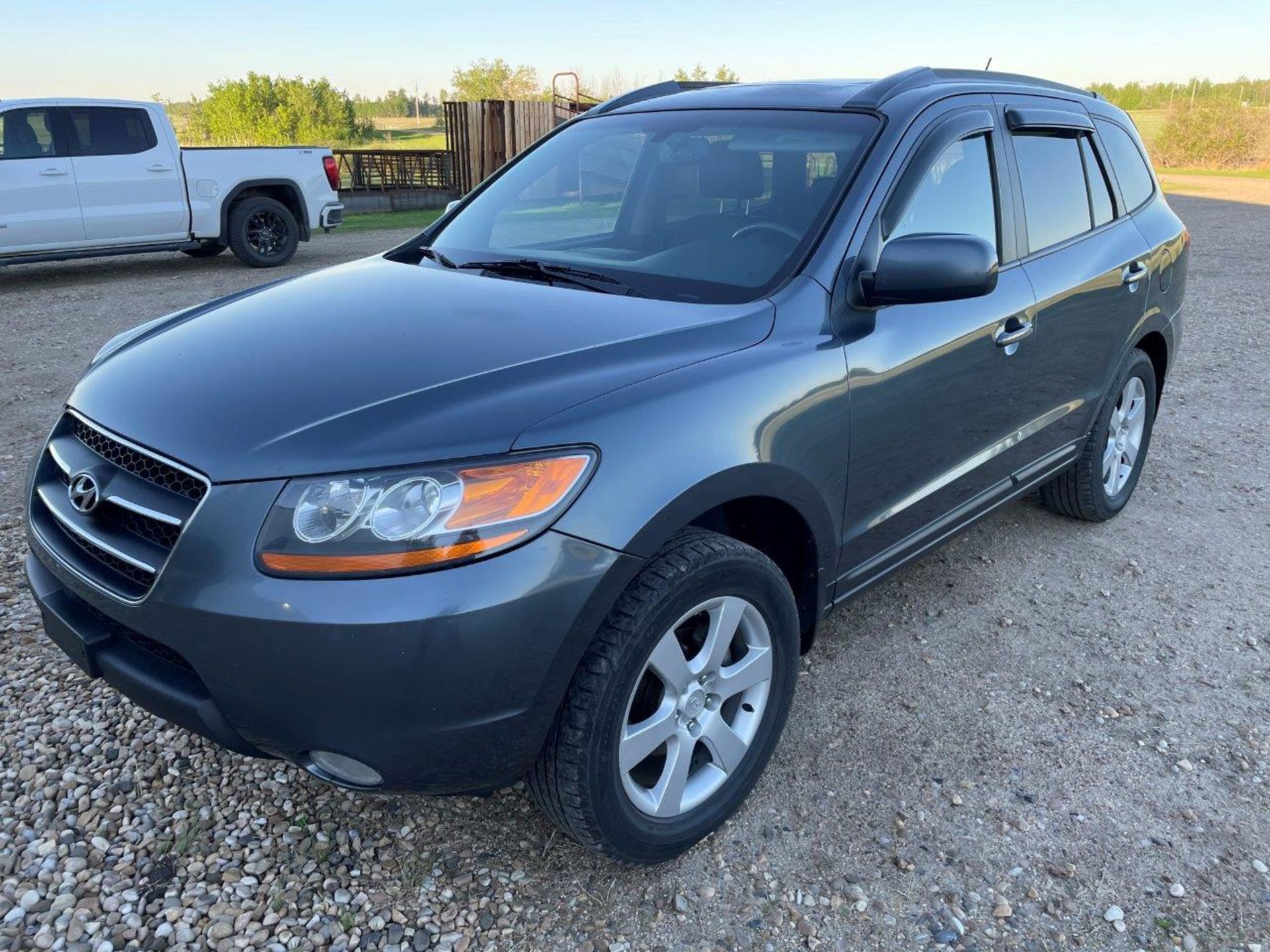 2009 HYUNDAI SANTE FE SPORT SUV 3.3L V6 GAS, 4DR, 4X4, LEATHER HEATED SEATS, SUNROOF, 257,962 KMS