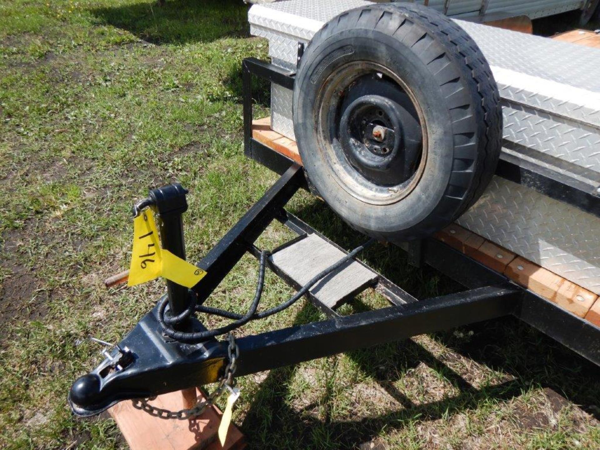 1973 TERRY TAURAS T/A 6 FT X 15 FT TRAILER W/CHECKER PLATE JOCKEY BOX S/N REGISTERED IN ALBERTA - Image 7 of 7