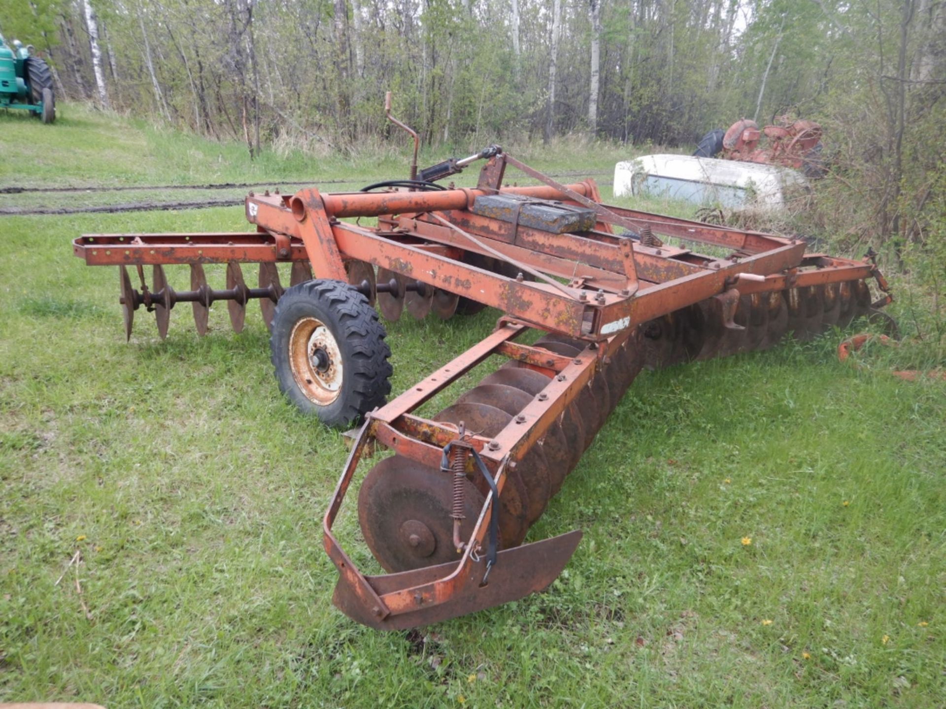 COCKSHUTT DBL FIELD DISC – 14 FT X 20 INCH BLADES - Image 2 of 4