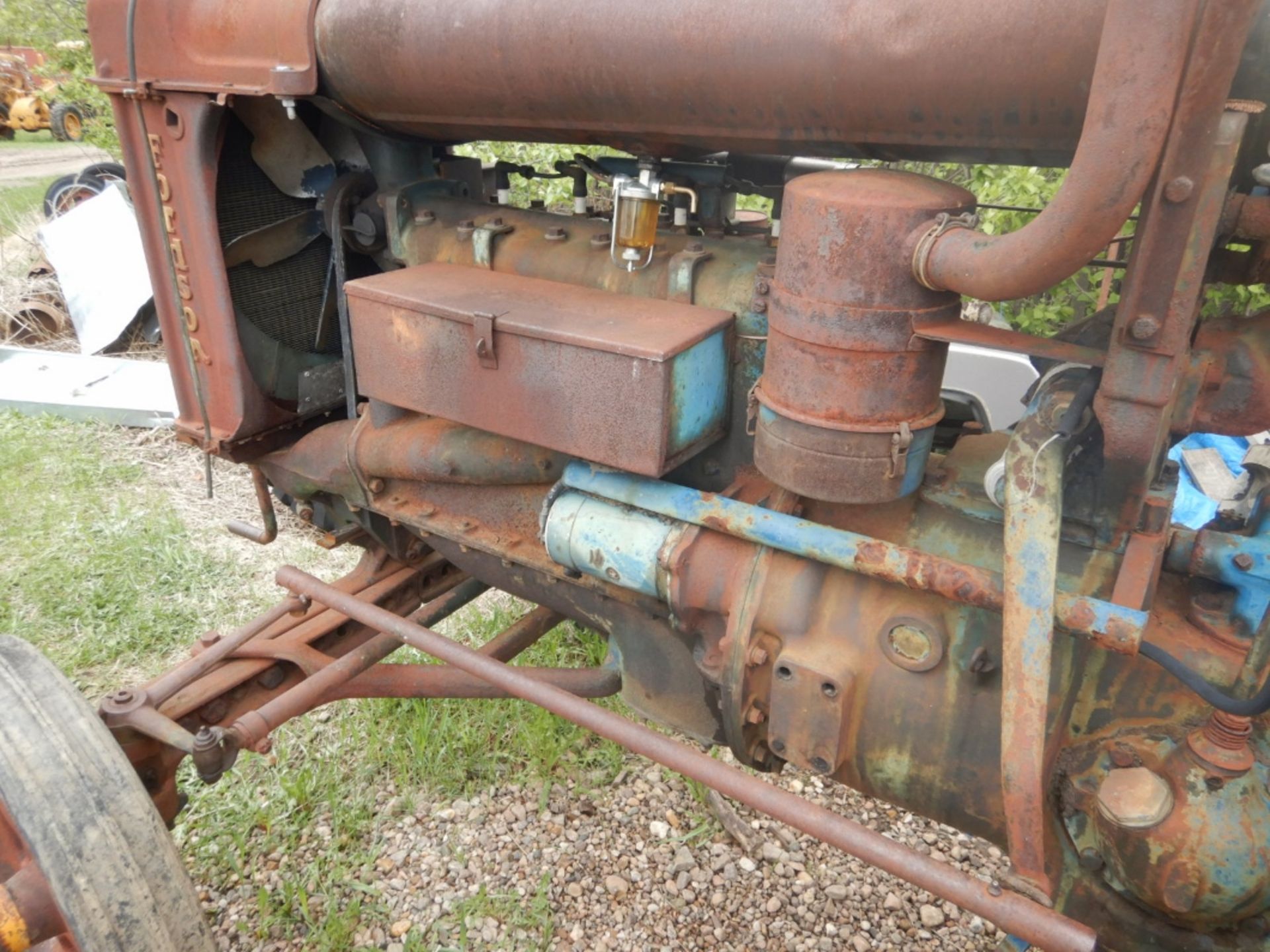 FORDSON MAJOR LONG HORN – GAS TRACTOR MODEL E2TN W/3PT, 13.6X36 RUBBER - Image 6 of 9