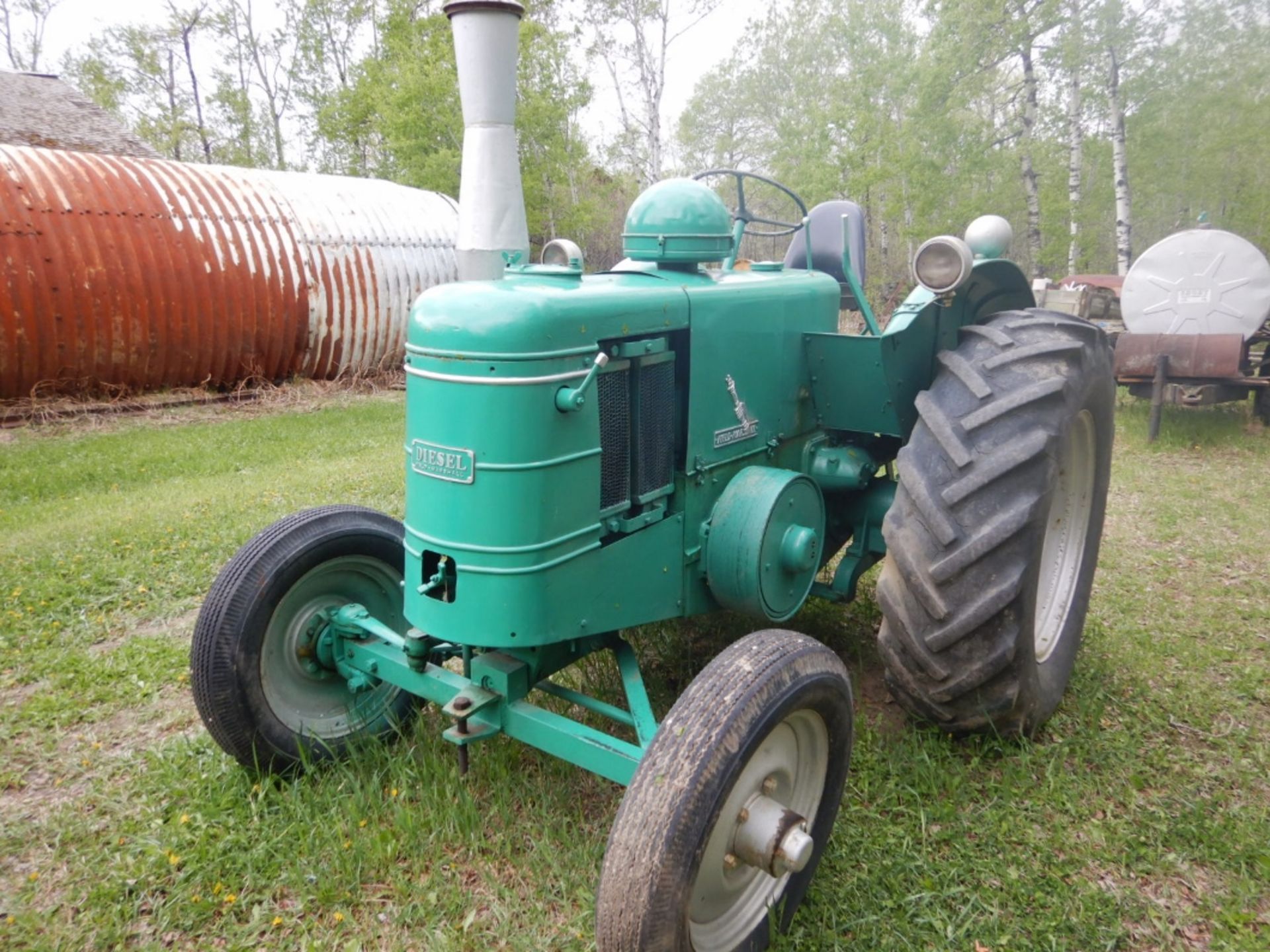 1949 FIELD MARSHALL SERIES 2 DIESEL TRACTOR S/N 9102 W/SINGLE CYLINDER - Image 2 of 14