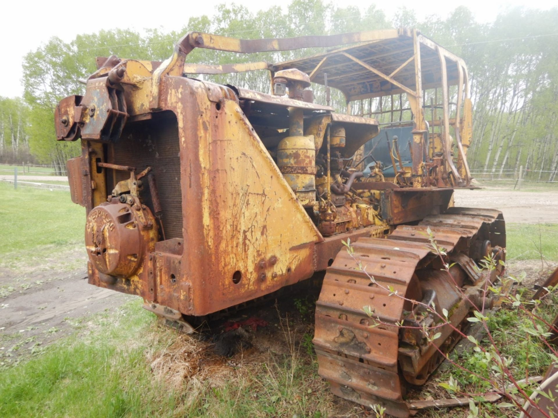 1949 CAT D8 -2U CRAWLER W/DOZER & BRUSH CANOPY, RUNNING - Image 2 of 3