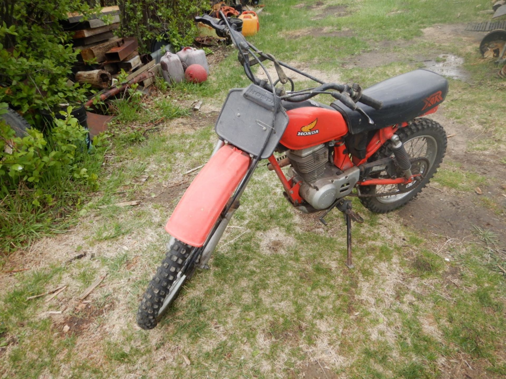 1981 HONDA XR 100 DIRT BIKE S/N JH2HE0301BK004217