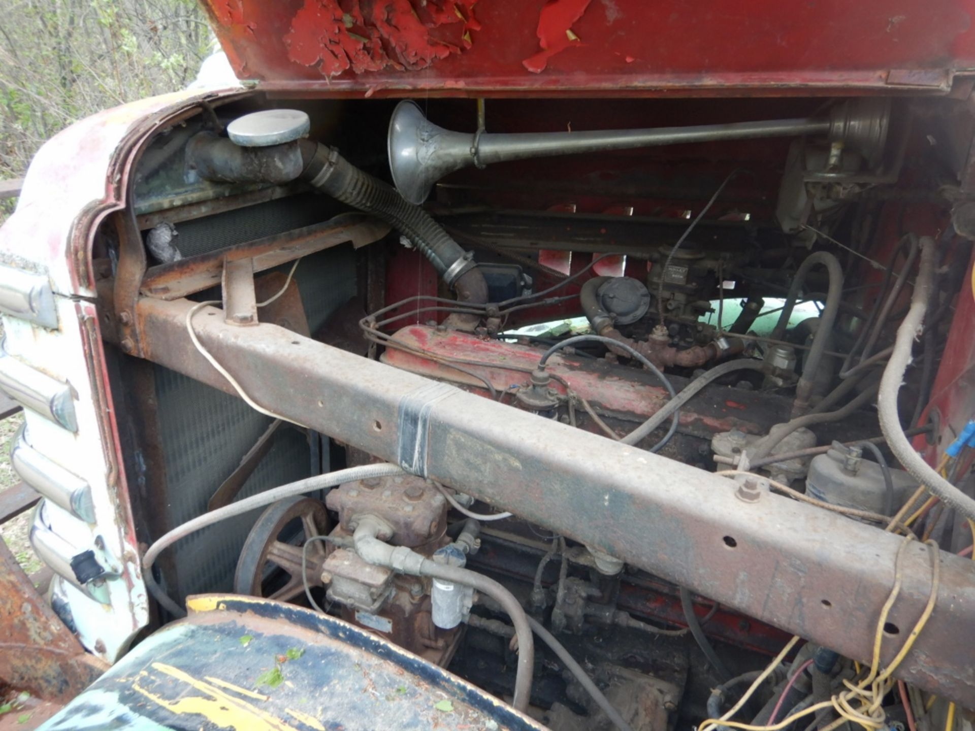 1958 DIAMOND T 630 S/A CAB & CHASSIS W/DUAL WHEELS, 406 RED DIAMOND ENG., 5X3 TRANS, AIR BRAKES, - Image 8 of 14