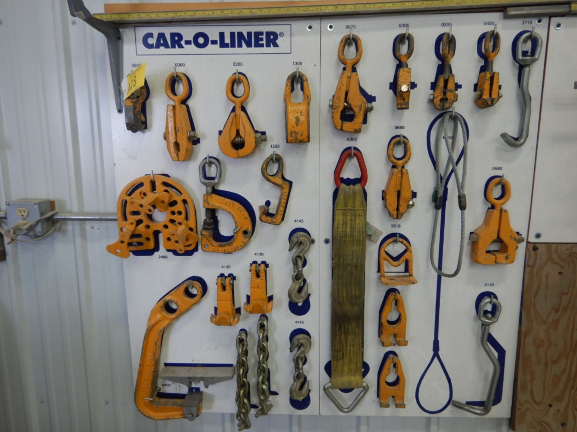 CAR-O-LINER PULLING & HOLD DOWN TOOL BOARD, ALIGN MEASURING GAUGE TOOL BOARD, PULL CLAMPS GAUGES INC - Image 2 of 3