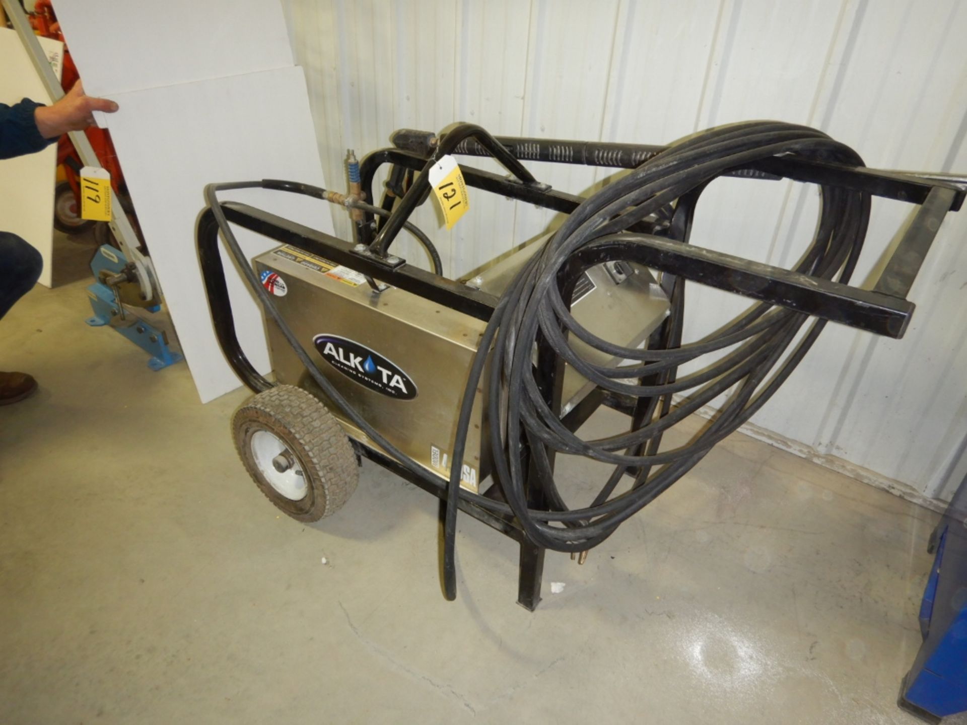 ALKITA 430SA -3000 PSI PORTABLE COLD WATER PRESSURE WASHER, 230 VOLT, 1 PH, 8 HP, S/N 275222