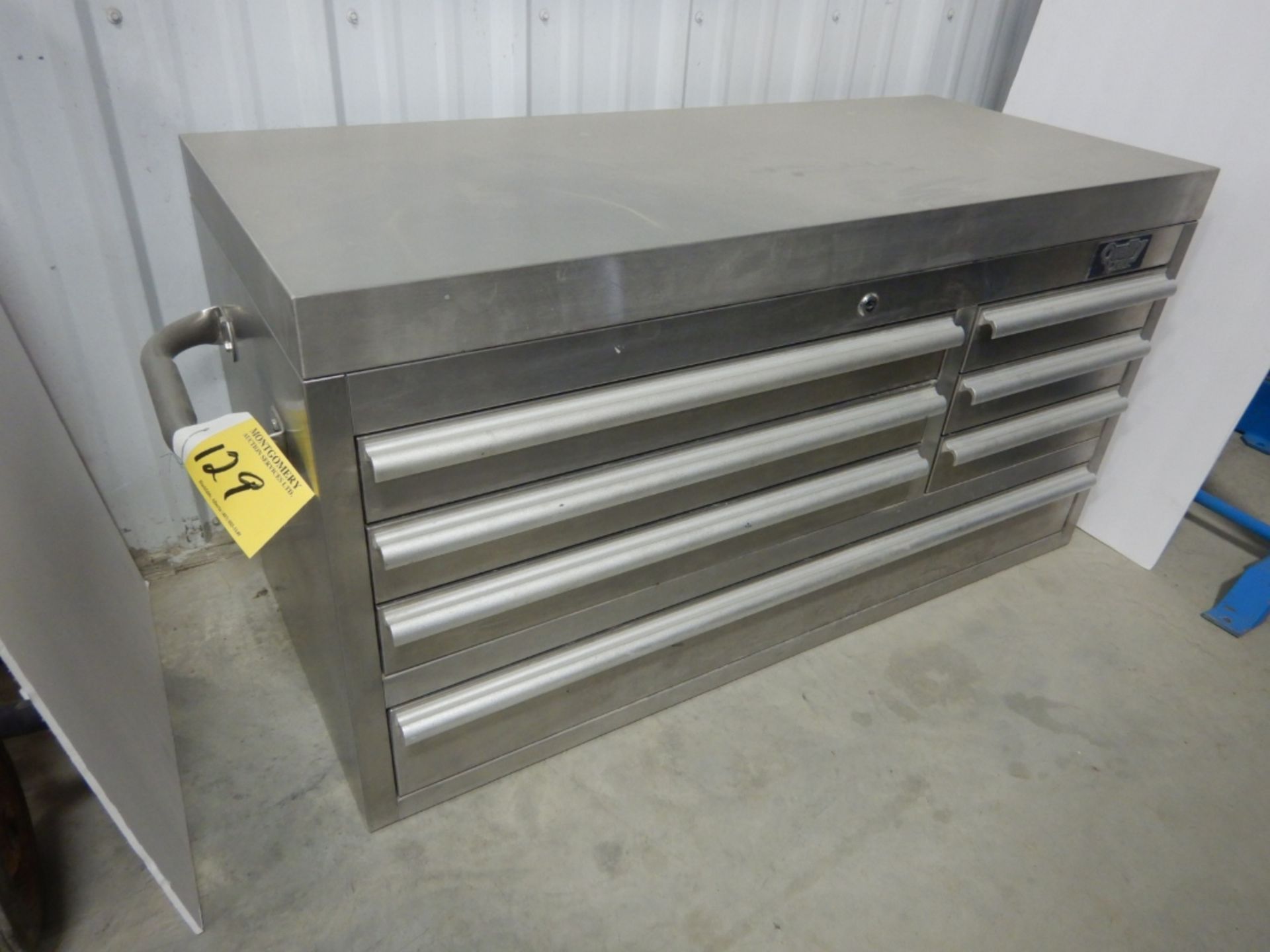 QUALITY-CRAFT STAINLESS 7- DRAWER MECHANICS TOOL CHEST
