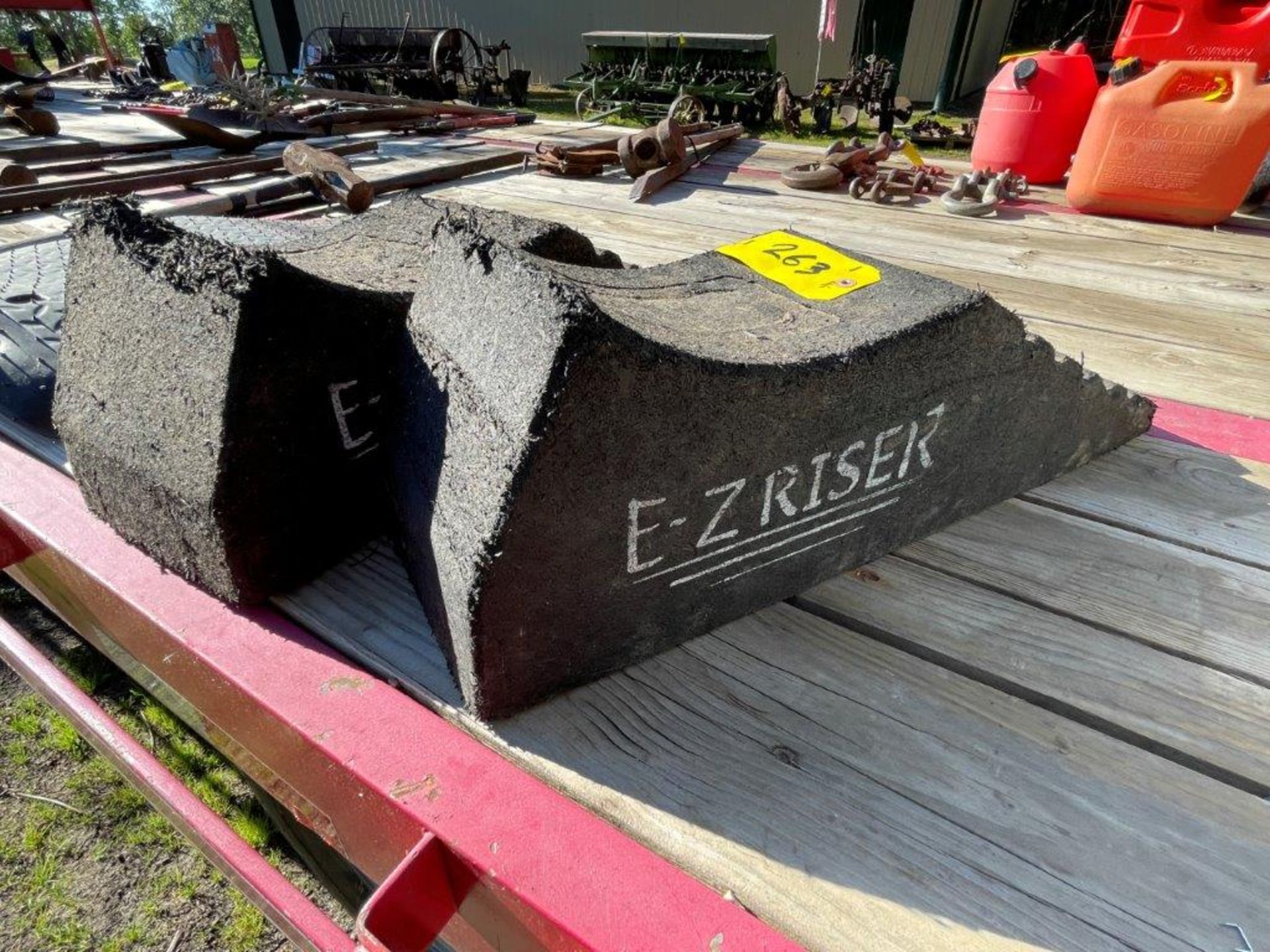 EZ-RISER RECYCLED RUBBER VEHICLE RAMPS