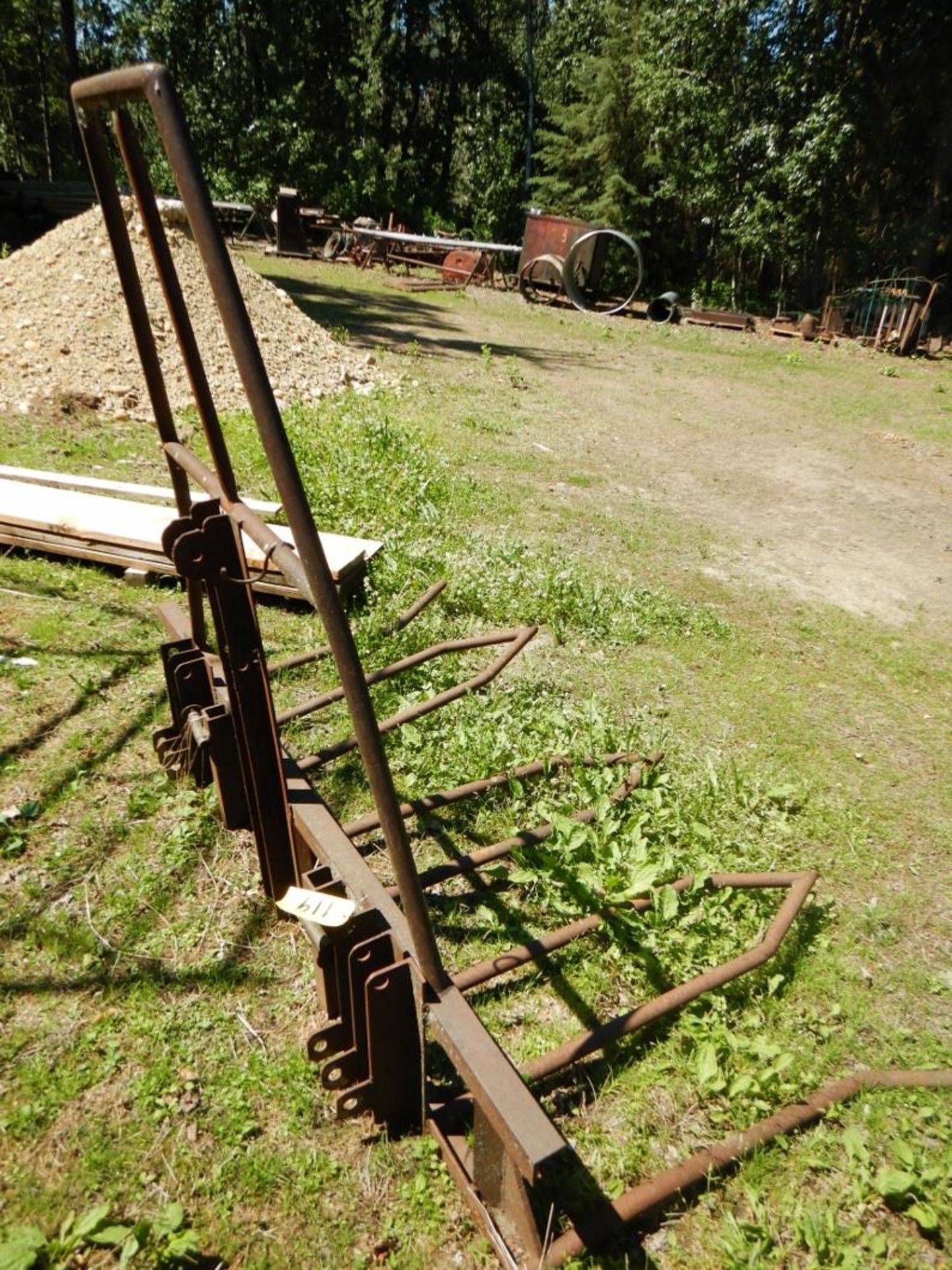 BALE FORK TO FIT FRONT END LOADER - Image 4 of 4