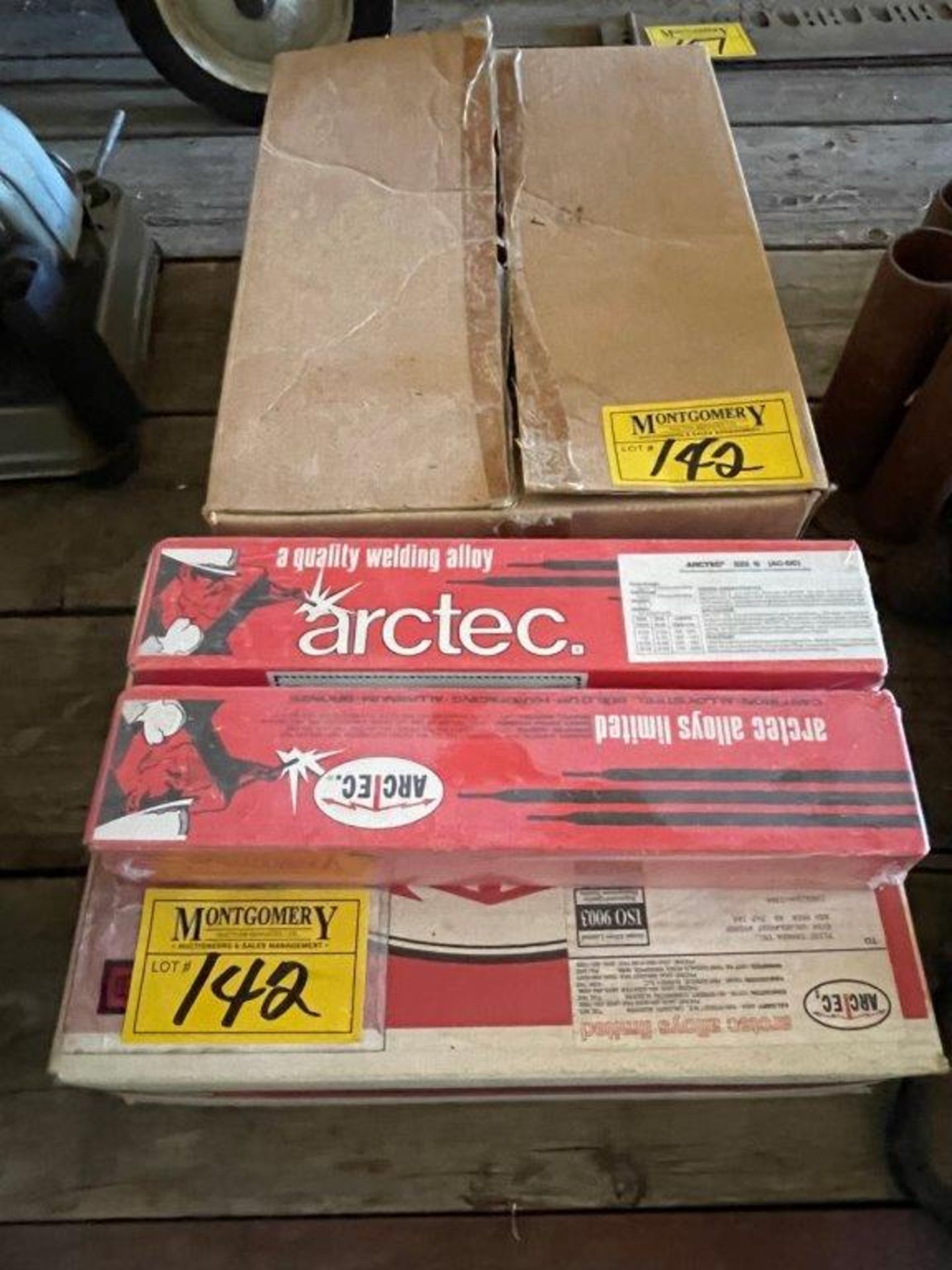 CASE OF ARCTEC 222 LOW ALLOY WELDING ROD ETC