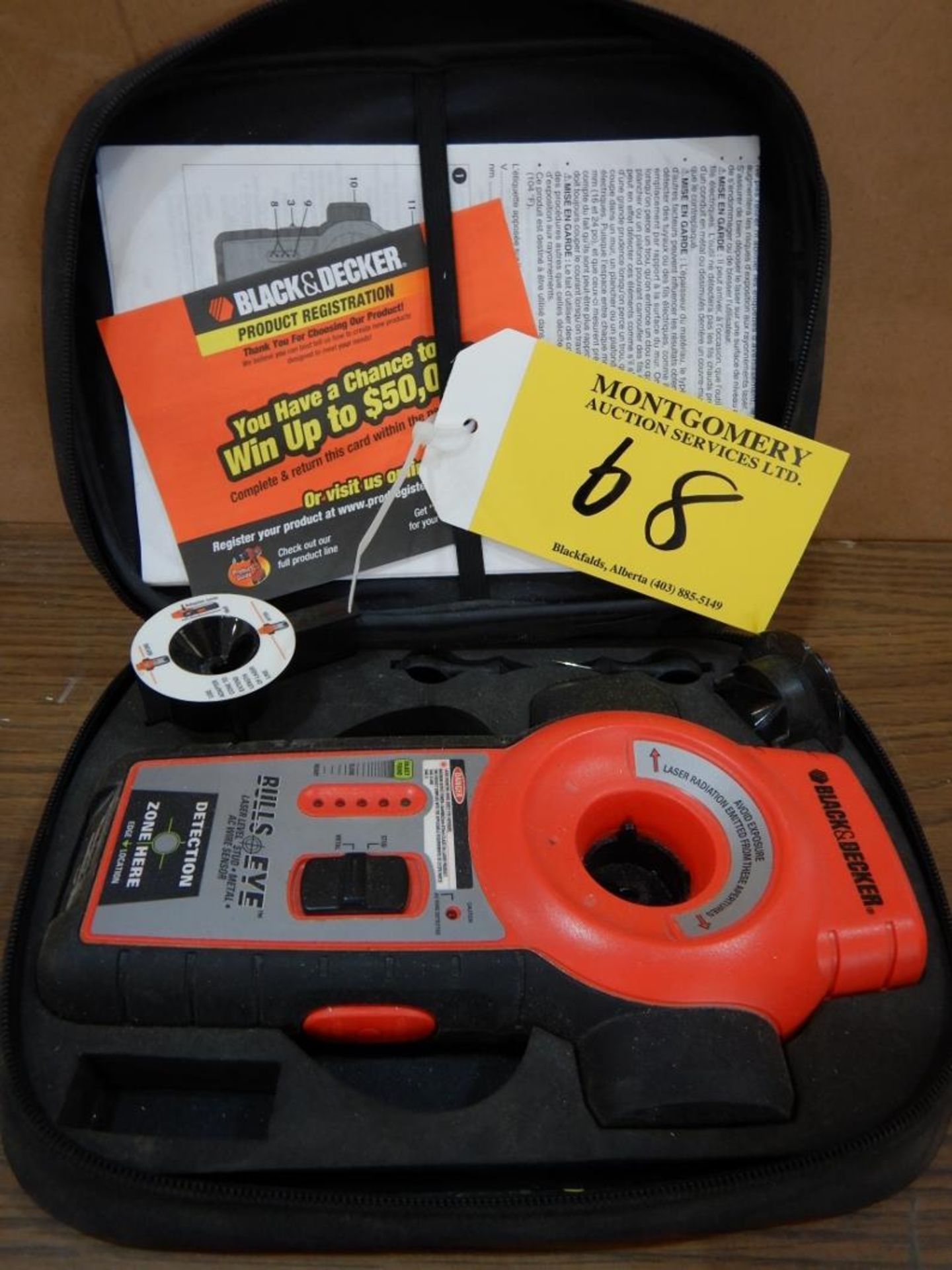 B&D BULLS EYE LASER LEVER AND STUD METAL FINDER & AC WIRE SENSOR