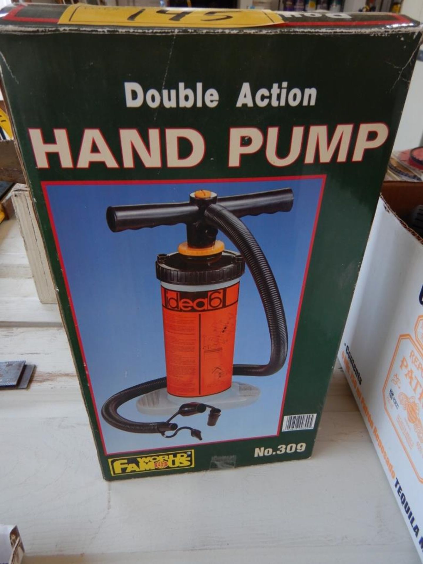 WORLD FAMOUS DBL ACTION HAND AIR PUMP