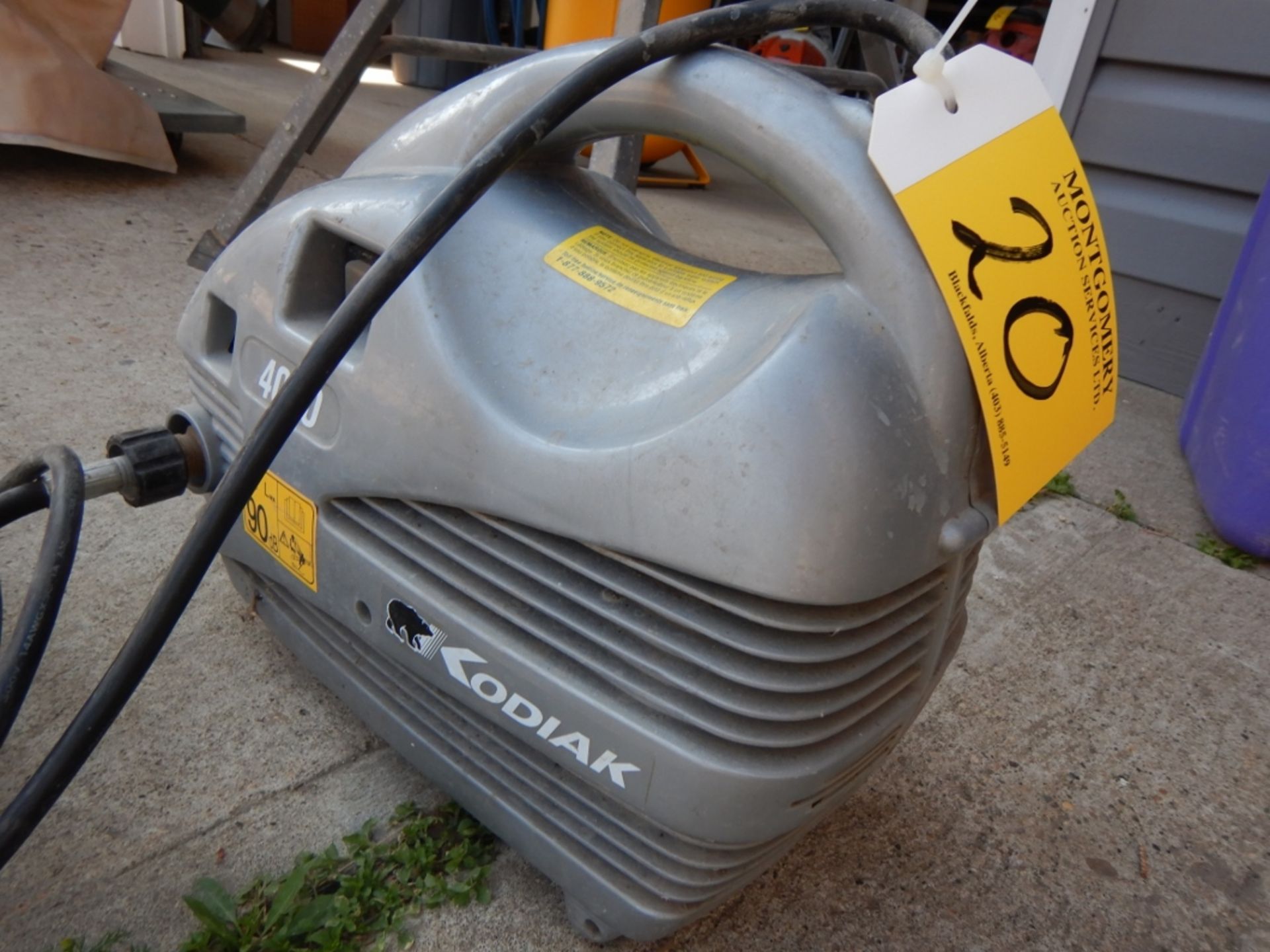 KODIAK 4000 PSI MINIATURE COLD WATER PRESSURE WASHER - Image 3 of 3