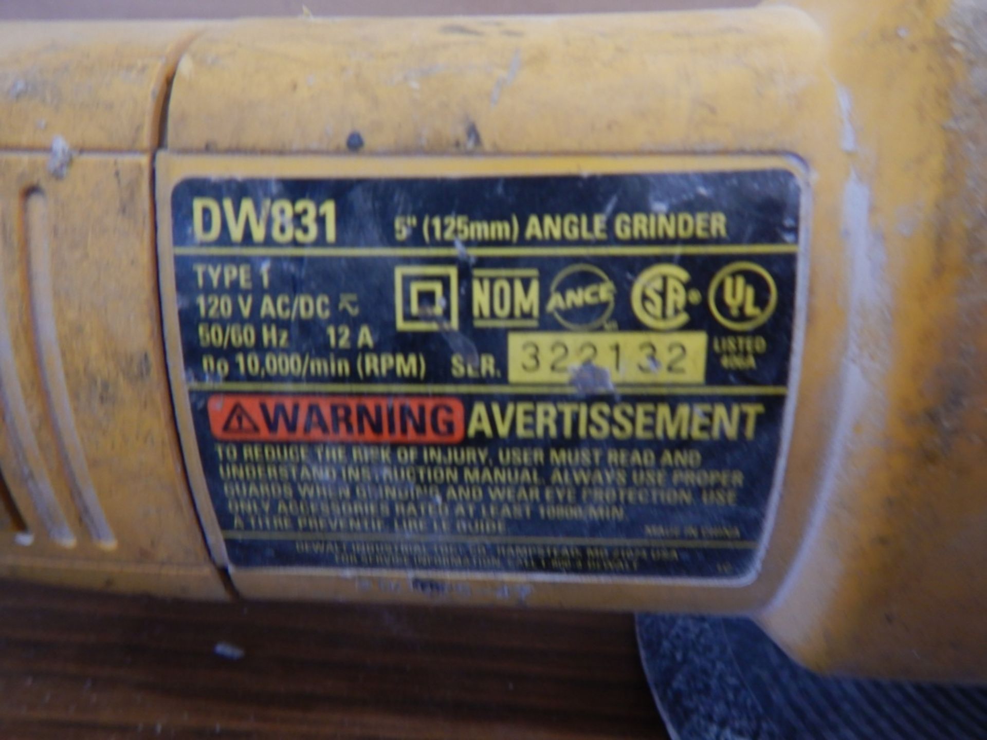 DEWALT 5INCH SIDE GRINDER - Image 4 of 4