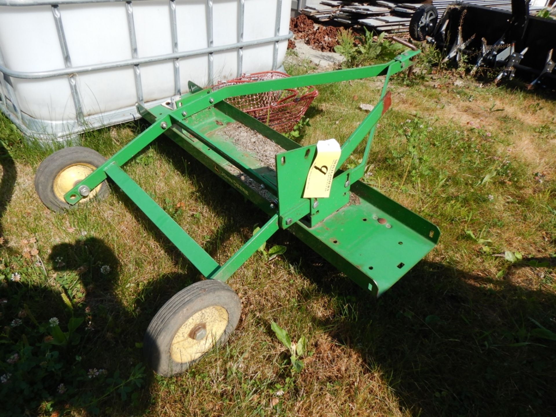 JOHN DEERE 36IN LAWN HARROW