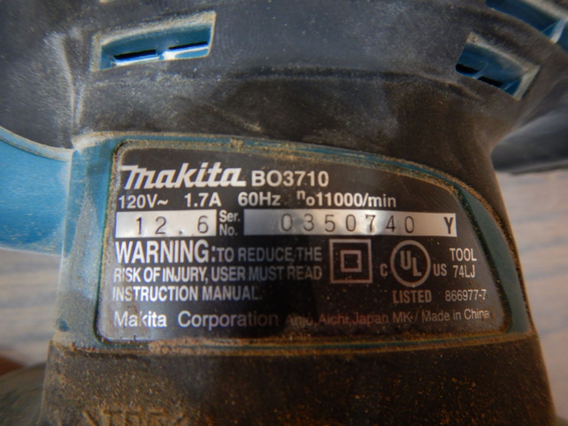 MAKITA FINISHING PAD SANDER - Image 3 of 3