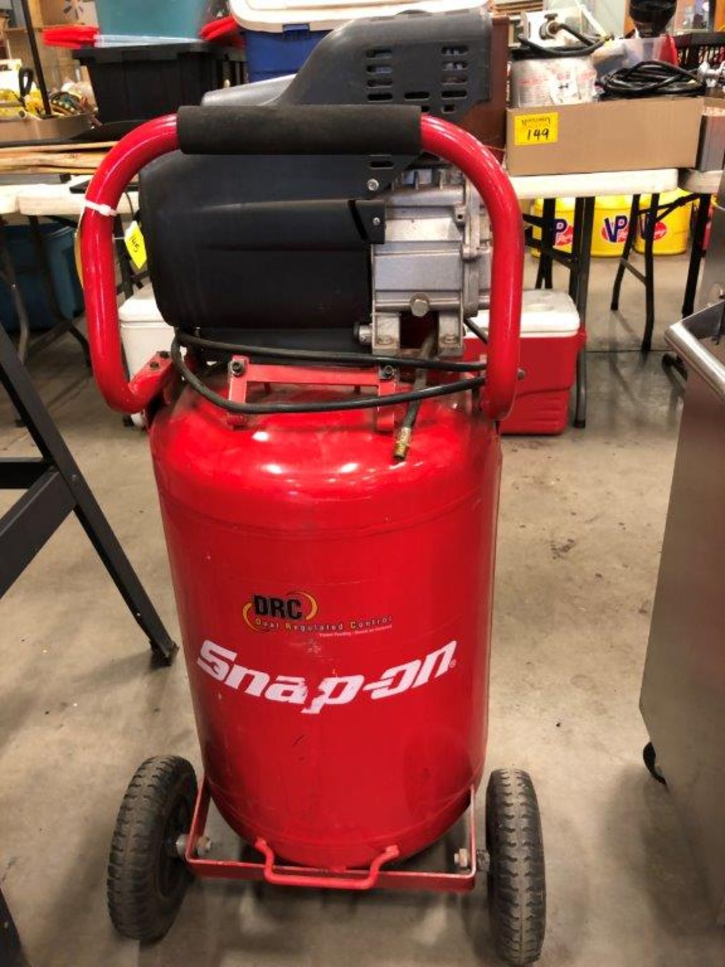 SNAP-ON 20 GAL. PEDESTAL ELECTRIC AIR COMPRESSOR - Image 2 of 2