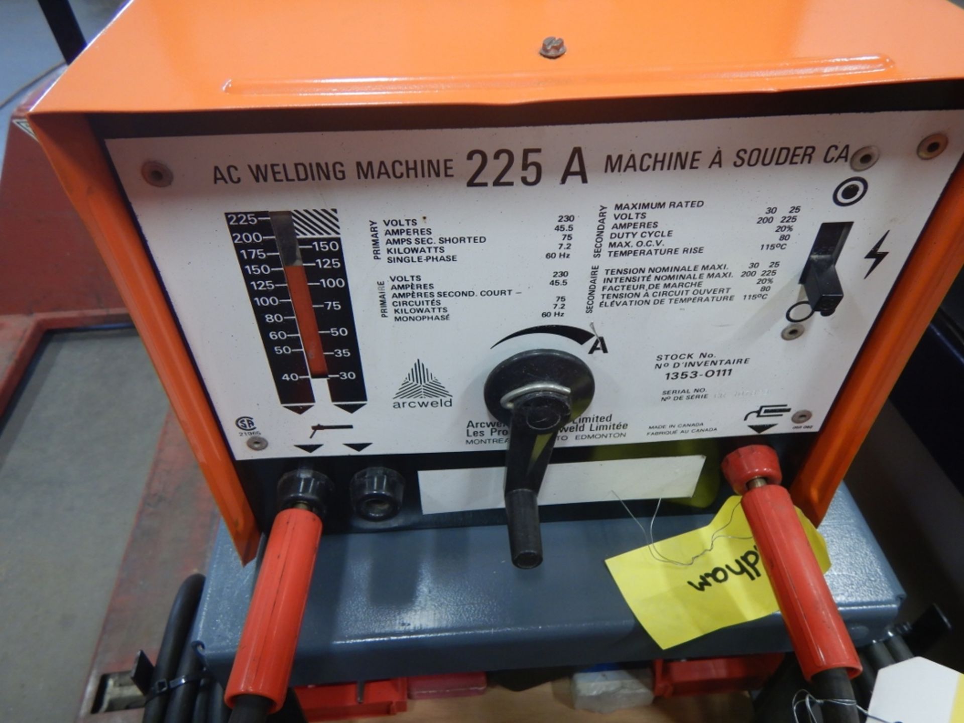 ARC WELD AC WELDING MACHINE W/ CABLES, ASSORTED ELECTRODES, MASK, CHIPPING AXE, ON WHEELED CART - Image 4 of 7