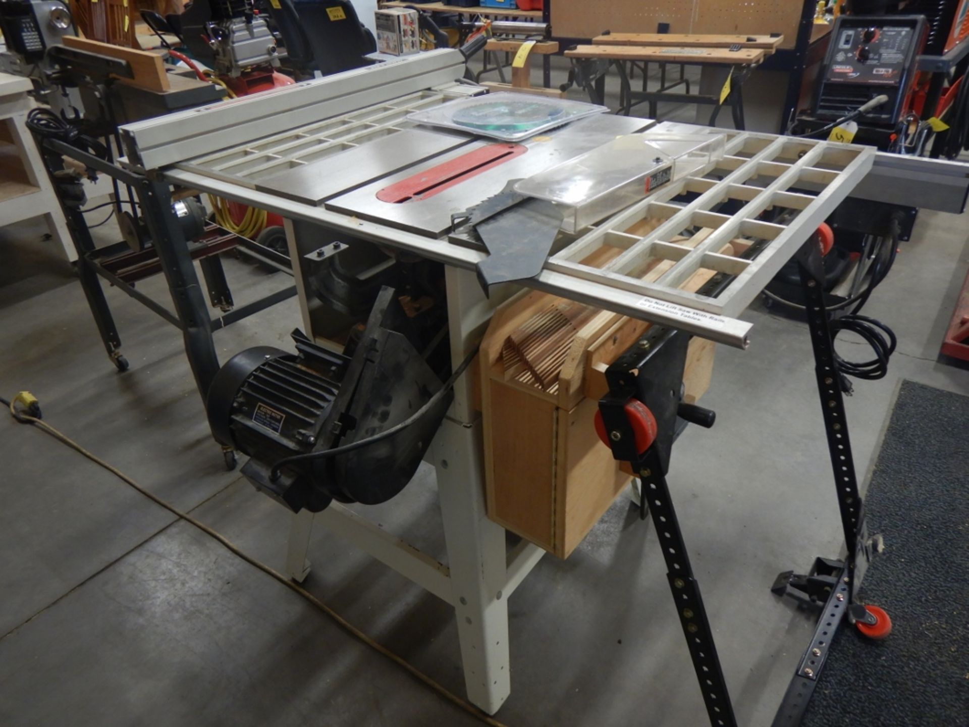 10IN TABLE SAW W/ ALIGN-A-RIP ADJUSTABLE FENCE, 3HP MOTOR - Image 5 of 7
