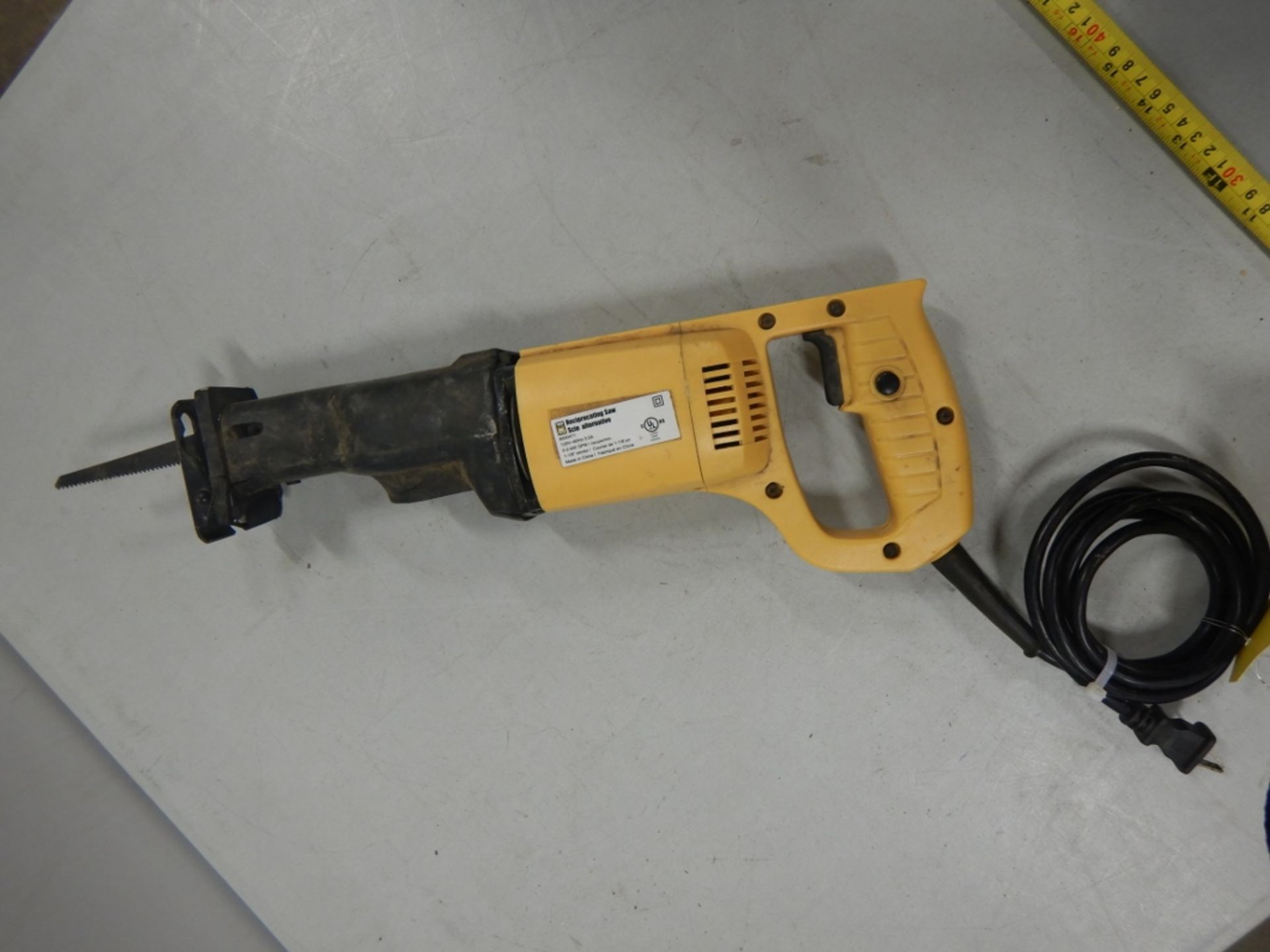 L/O HAND TOOLS, B&D CORDLESS DRILL, RECIP. SAW, VINTAGE, B&D DRILL AND MCLEODS PALM SANDER - Image 6 of 11