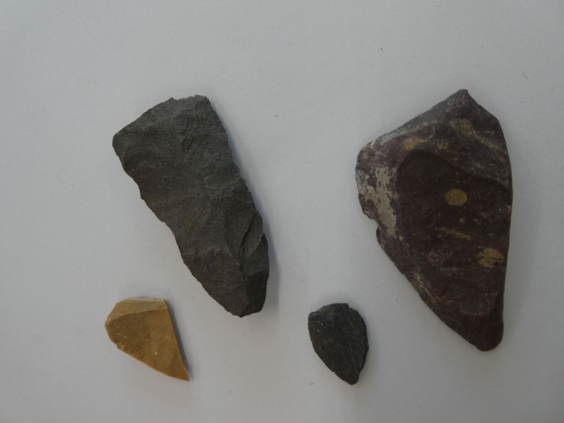 NATIVE ARROWHEADS, SURVEYOR'S INITIAL POST MARKERS - Image 2 of 3