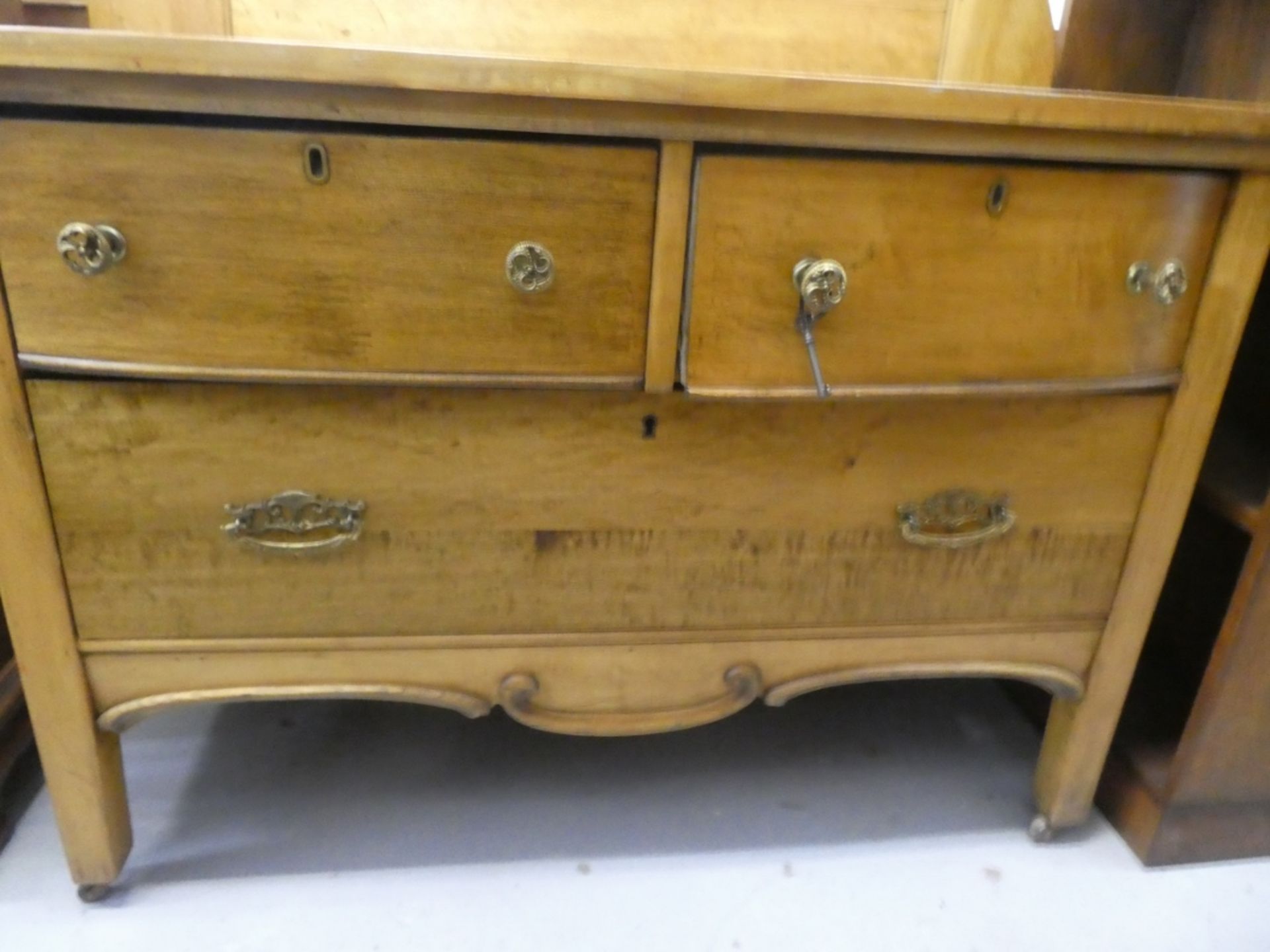 MAPLE DRESSER W/MIRROR 72"H 40"W 20"D - Image 3 of 8