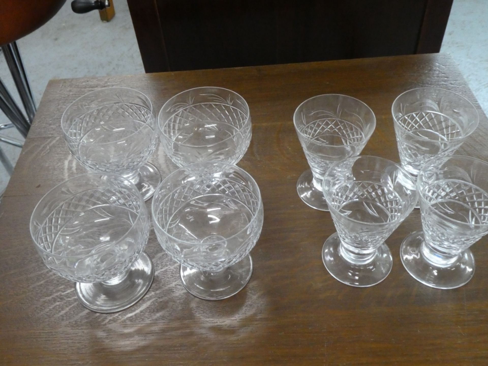 2 SETS OF 4 CRYSTAL GLASSES