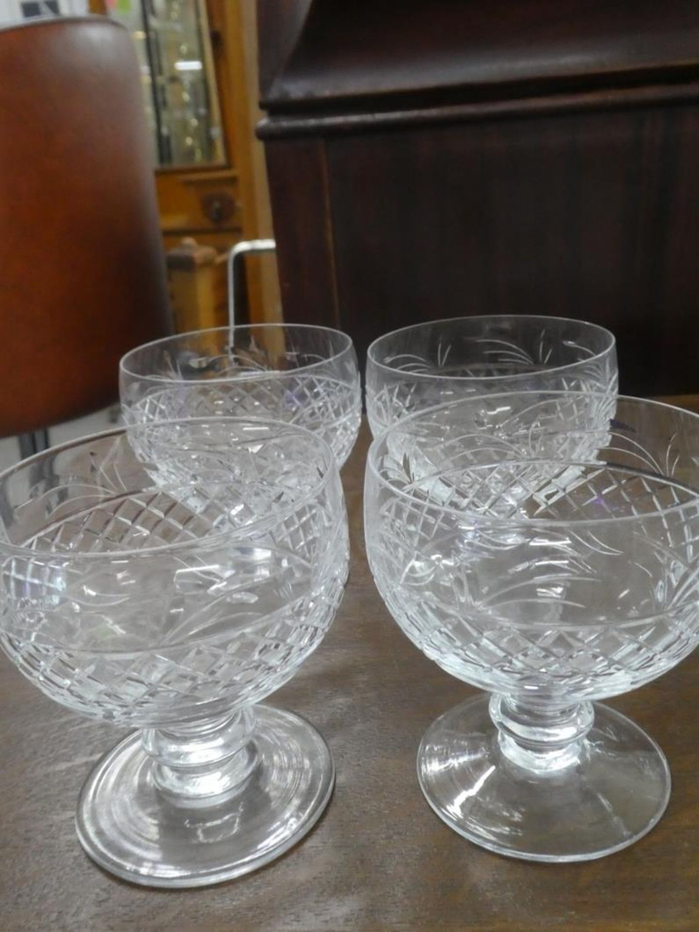 2 SETS OF 4 CRYSTAL GLASSES - Image 3 of 3