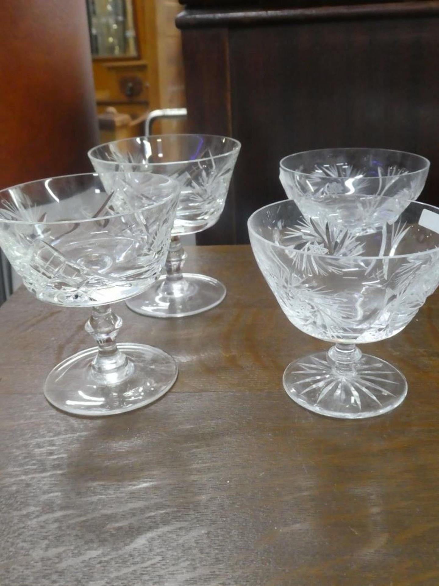 CRYSTAL BOWL 8" & 2 SETS OF 2 SERBERT GLASSES - Image 2 of 3