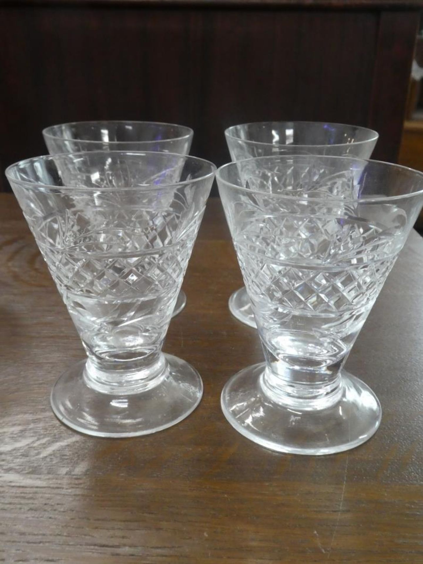 2 SETS OF 4 CRYSTAL GLASSES - Image 2 of 3