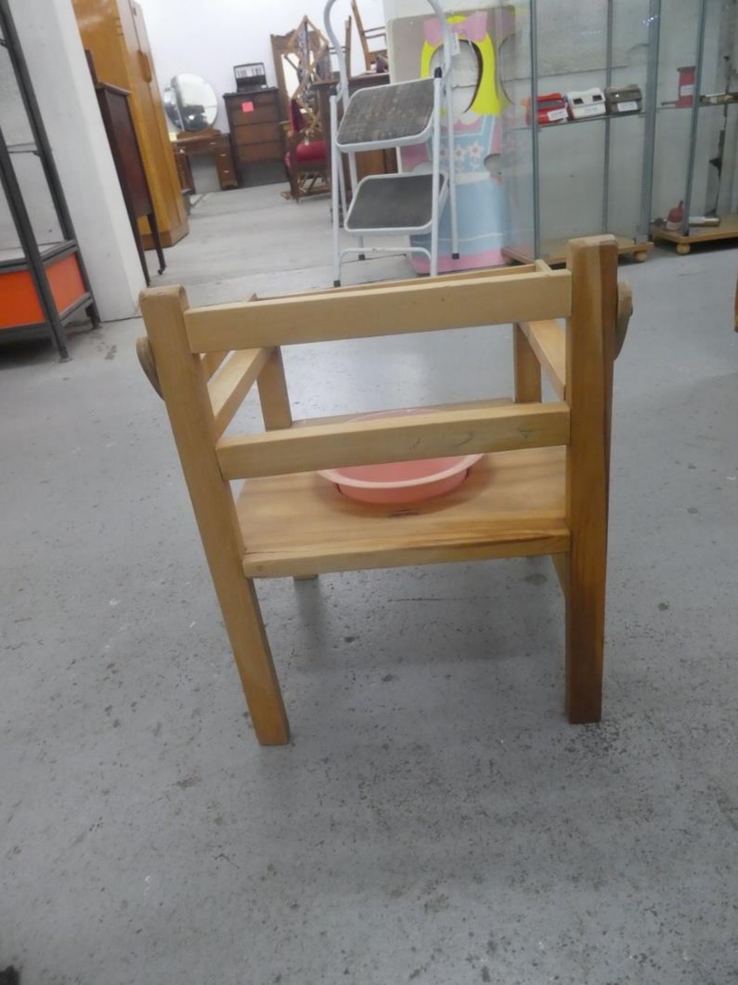 VINTAGE CHILD'S POTTY CHAIR - Image 3 of 5