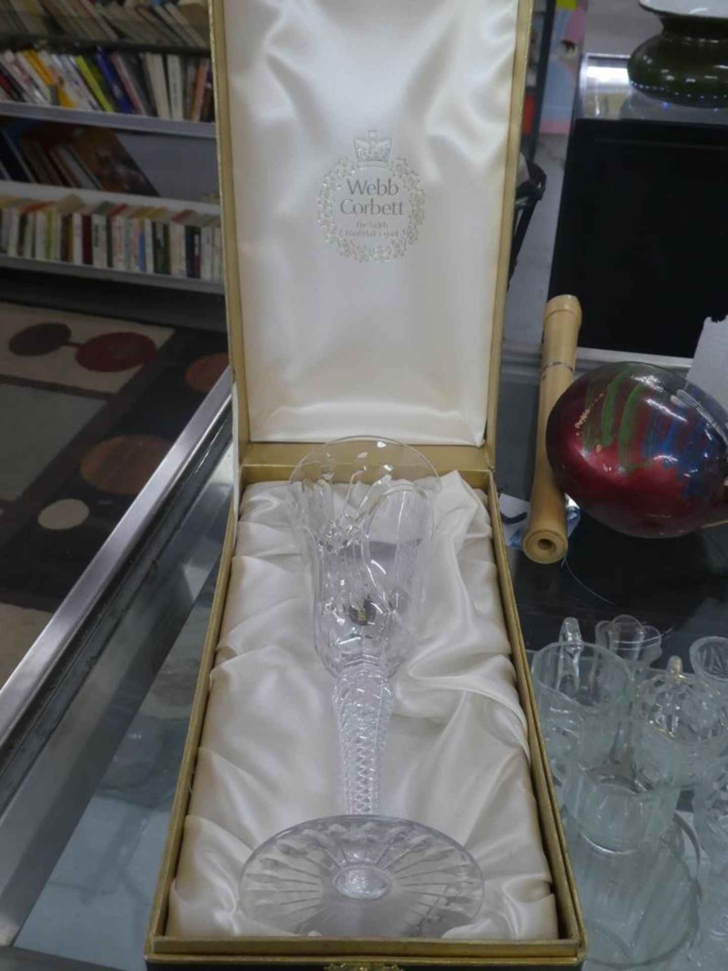 WEBB CORBETT CRYSTAL VASE 25TH ANNIV QE CORONATION